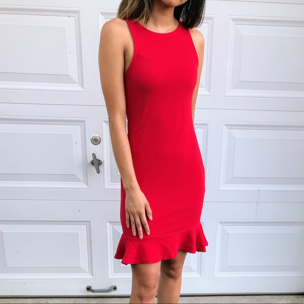 NWT MISSGUIDED RED RUFFLE DRESS